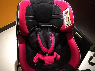 Combi Neroom isofix汽座開箱