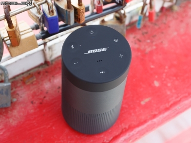 防水 360 Bose Soundlink Revolve 藍牙揚聲器!