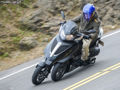 PIAGGIO MP3 YOURBAN300ie 三輪車襲台