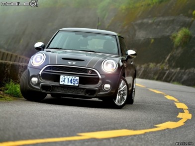 本格鋼砲參見 MINI cooper S 6MT