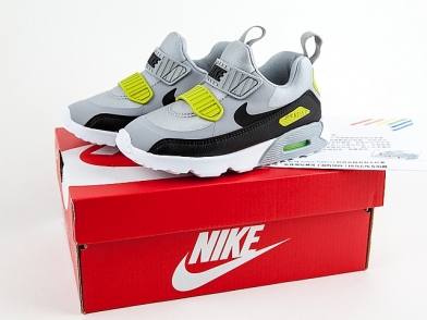 我家小子的人生第一雙Air Max!Nike Air Max 90 小童鞋開箱