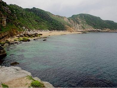 【遊記】〖帶著父母走步道〗金山神秘海岸、燭臺雙嶼、獅頭山公園