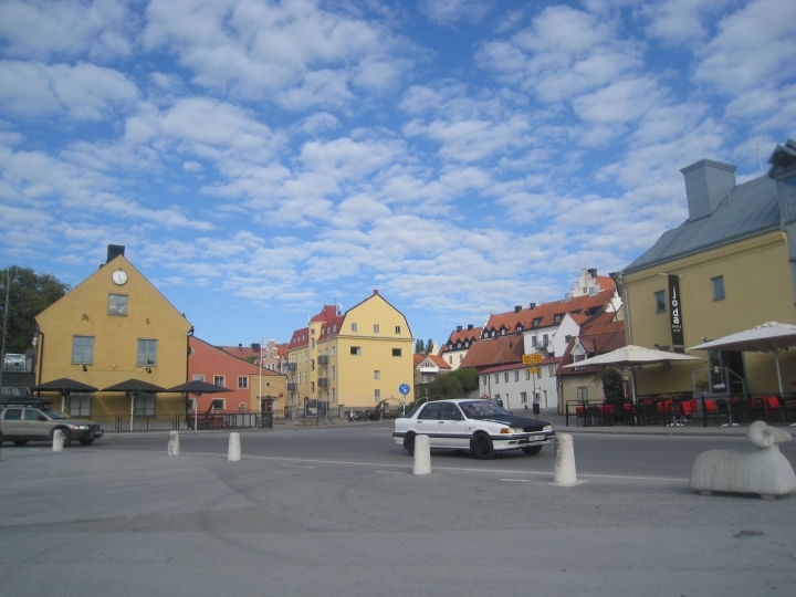 帶你進入魔女宅急便的城市-玫塊與廢墟 visby