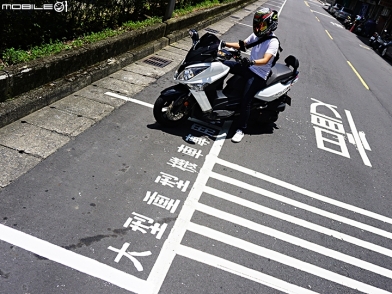 重機停車看這邊!臺北市試辦新式大型重機專用停車格相關資訊一覽