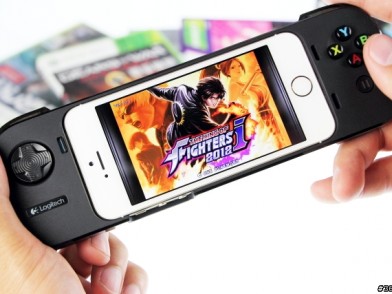 iPhone變身掌上遊戲機 羅技PowerShell G550遊戲手把用力試玩
