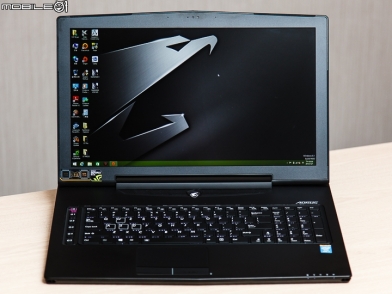AORUS X7 Pro 挑戰輕薄電競筆電王者地位