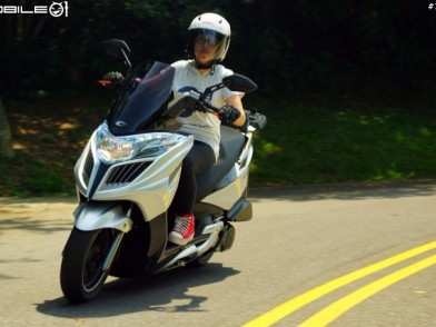載貨通勤黃牌首選:KYMCO G-DINK 300i