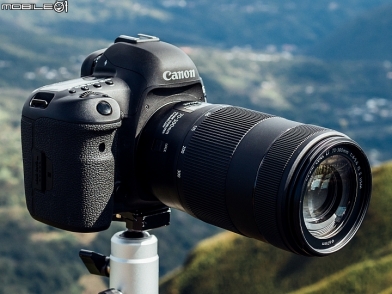 內建LCD螢幕 平價望遠變焦鏡‧Canon EF 70-300mm f/4-5.6 IS II USM...