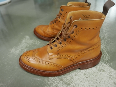 一雙英式獵靴tricker's stow的經年變化