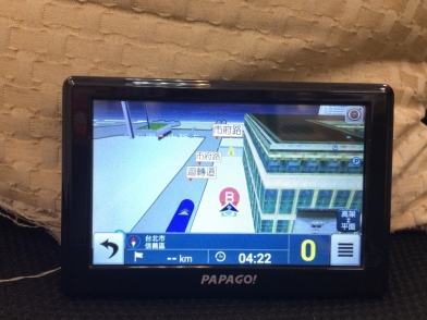 幫開箱-五吋多合一導航平板GOLIFE GOPAD DVR5+倒車顯影鏡頭GOPAD R20
