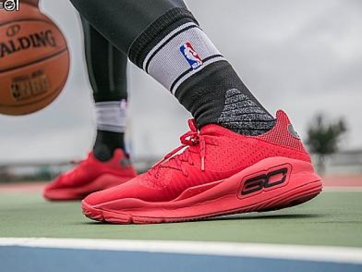 輕量再進化 MVP戰靴低筒版Under Armour Curry 4 Low開箱實測