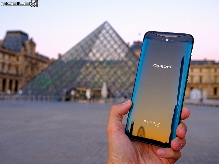 OPPO Find X正式揭曉:屏佔比93.8%、前後鏡頭一起玩伸縮!