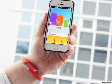 二代新品Jawbone UP24 試用 用智慧手環寫健康日記