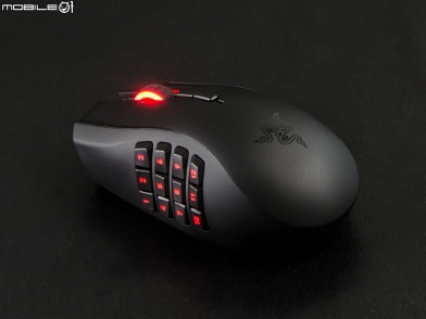 無線操作 炫彩背光 Razer Naga EPIC CHROMA開箱分享