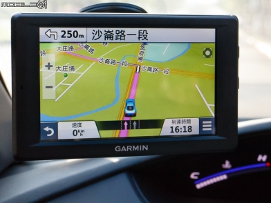 萬元以下超值導航機 Garmin nuvi 4590