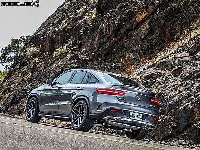 AMG神主牌加持 Mercedes-AMG GLE 43 4Matic Coupe 搶攻LSUV豪...