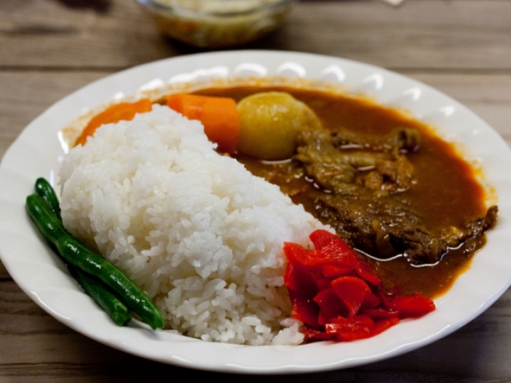 【美食。食記】東京 東京鐵塔 港區 你媽讓我想到我媽 夏冬 居酒屋 咖哩飯 尼泊爾 辣