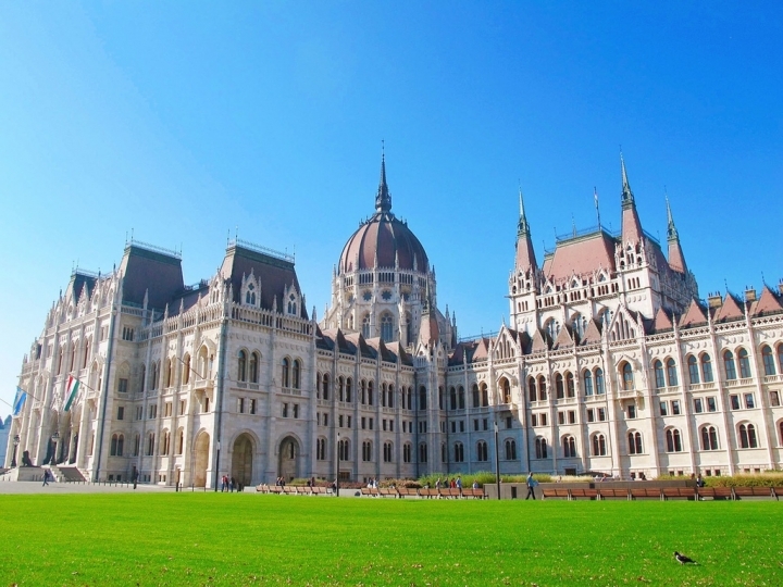 【Hungary.走跳】漫步多瑙河沿岸-布達佩斯國會大廈、多瑙河之鞋與鎖鏈橋
