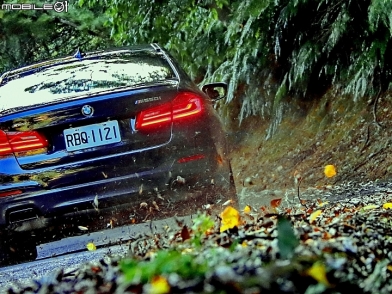 狂風席捲! BMW M550i xDrive