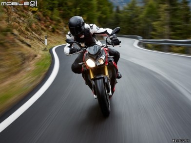 街跑車.新定義 BMW S1000R