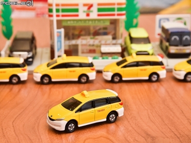 【開箱分享】一車難求 TOMICA Toyota Wish Taiwan Taxi 計程車