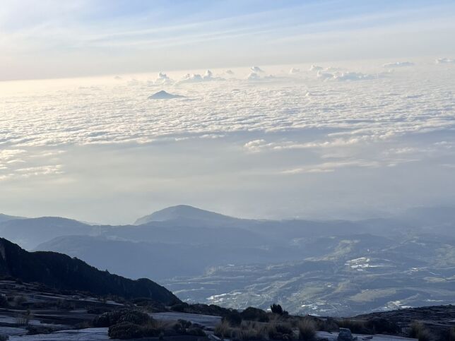 一神, 二玉, 三富士山~ 1,2,3準備出國去爬山 ! 3,2,1 自我挑戰好得意 !