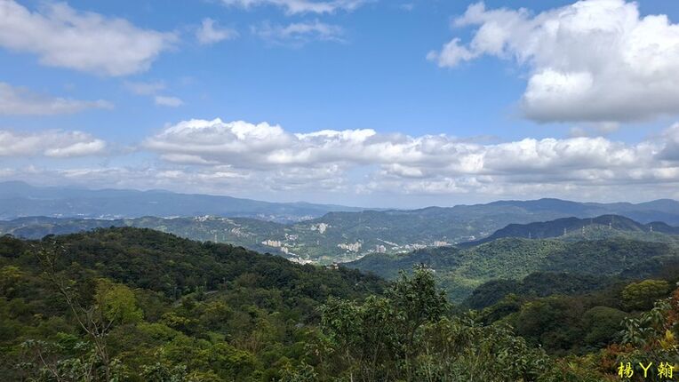 【郊山走走】拉繩攀爬登頂猴山岳前峰，猴山岳連走貓空圓山、岐山古道